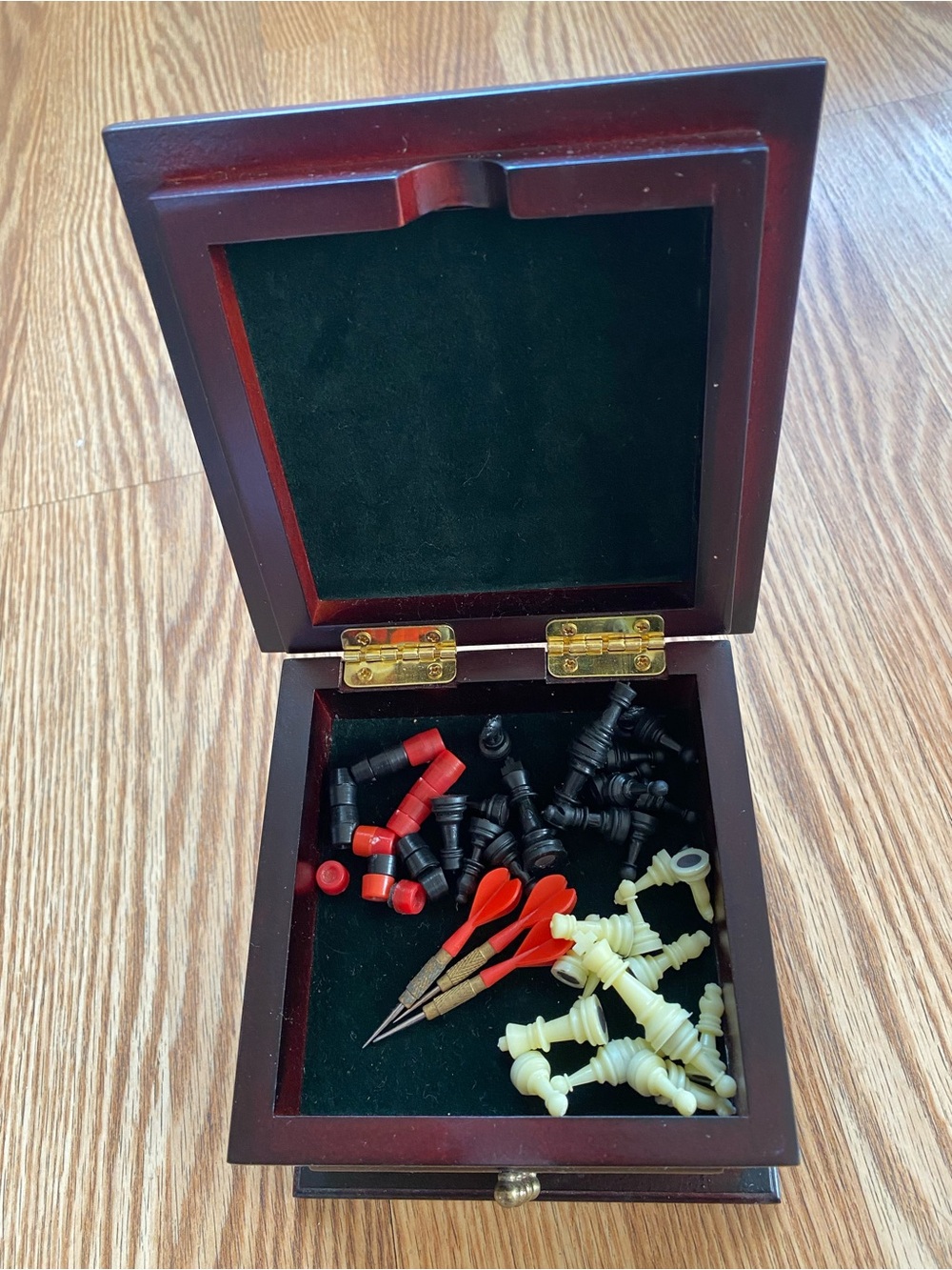 Coaster & Game Set – Multi-Color - Picture 2 of 6